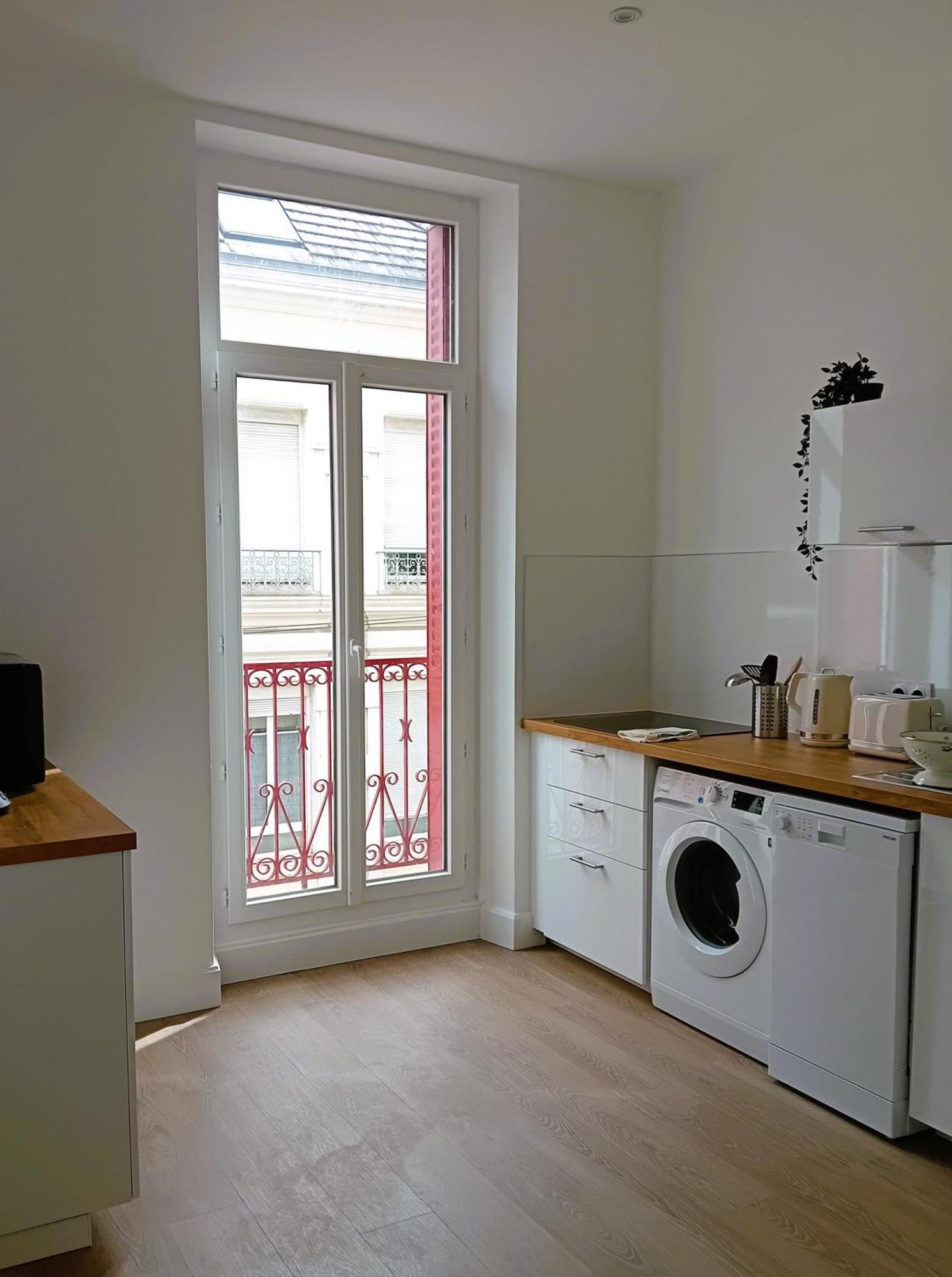 102 - Appart Renove Avec Grand Salon Et 1 Chambre - Tram Et Clinique Mutualiste A 1 Min Grenoble Exteriér fotografie